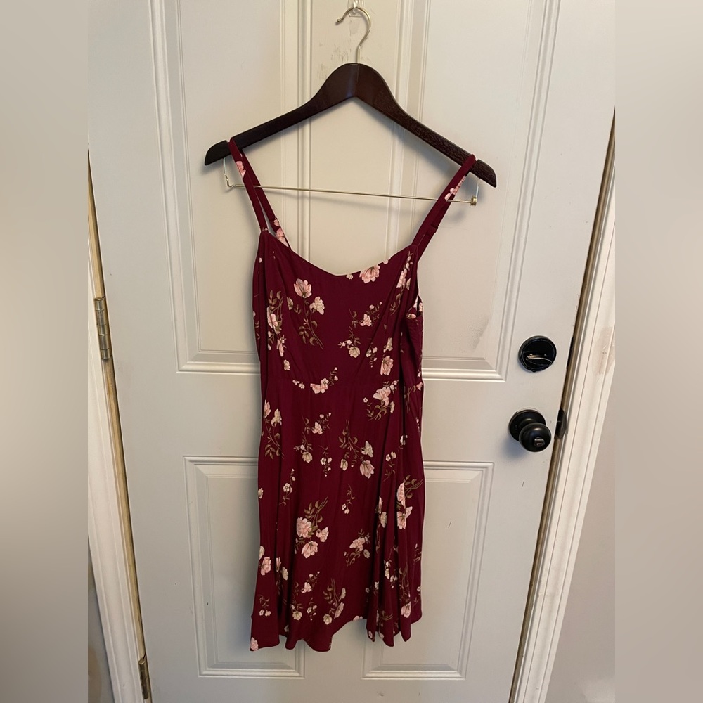 NWOT Old Navy Maroon Floral Cami Dress - size Medium
